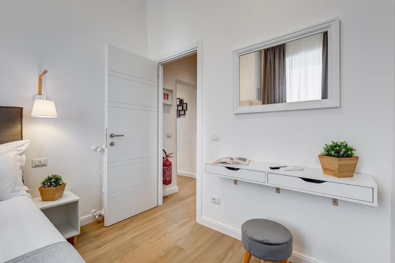 Colonna Luxury Apartment ローマ エクステリア 写真