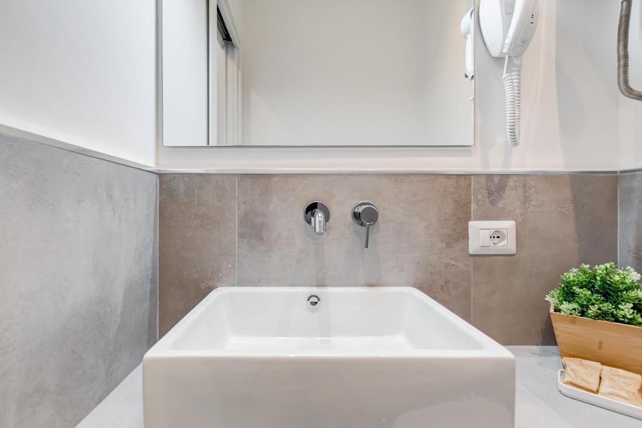 Colonna Luxury Apartment ローマ エクステリア 写真